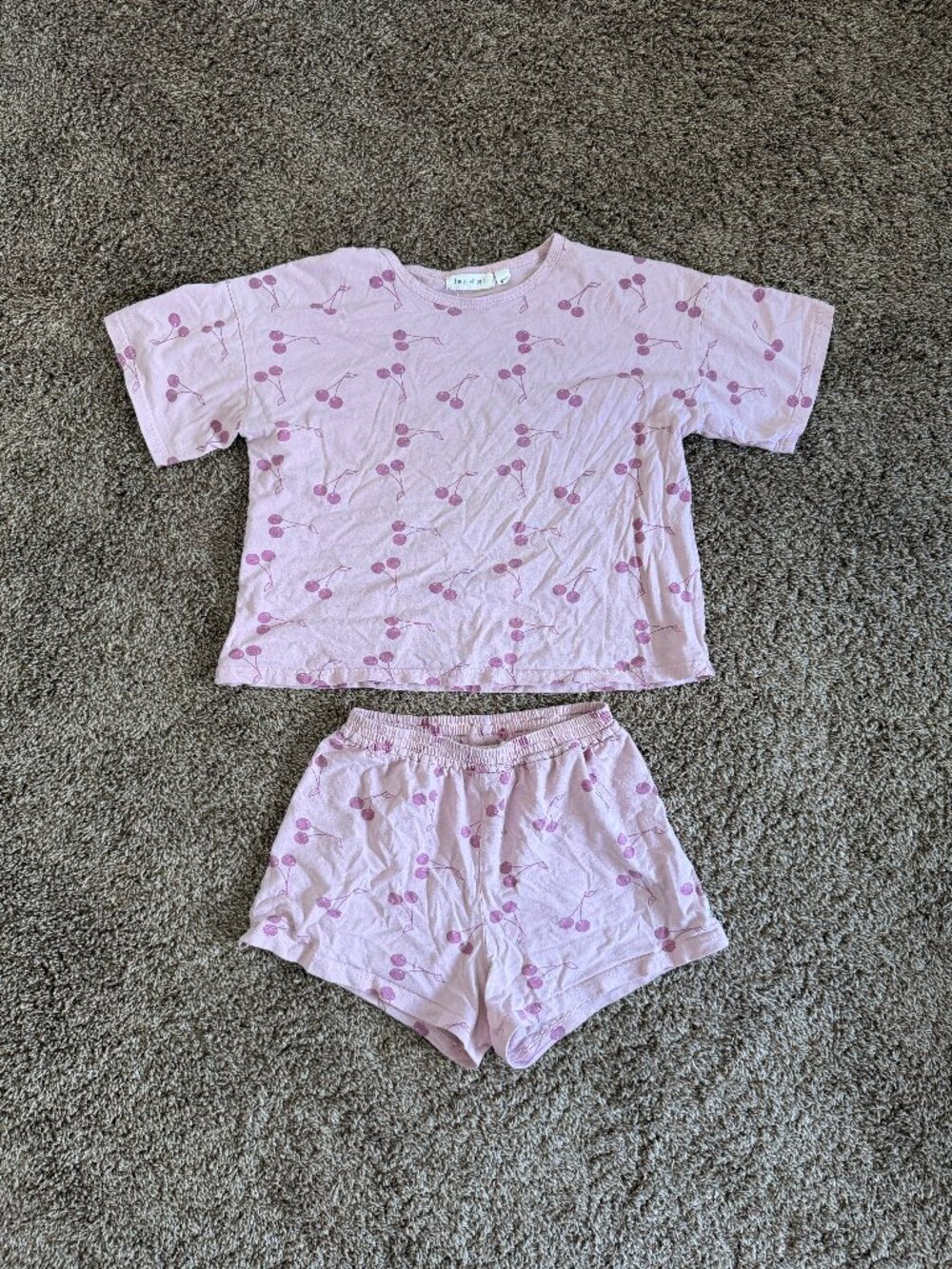Indy & Pippa daydreamer set // pink cherries // Size 8 // GUC/play